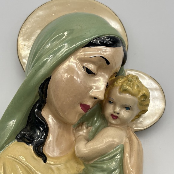 Vintage Chalkware Madonna And Child Wall Hanging Mary and Christ Child - Picture 2 of 6